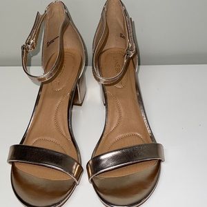 Lane Bryant Ankle Strap Rose Gold Block Heels Open Toe Womens Sandals Size 10W